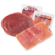 Runderrookvlees of Serrano ham